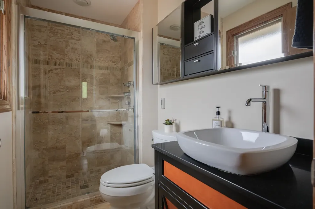 16W658 Therese Court Willowbrook IL 60527