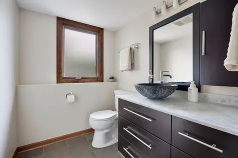 16W658 Therese Court Willowbrook IL 60527