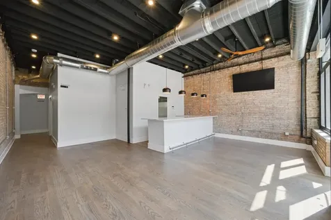 2114 West Lawrence Avenue Chicago IL 60625