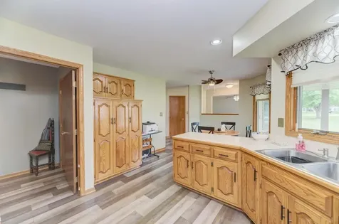 104 North Cedar Street Gardner IL 60424
