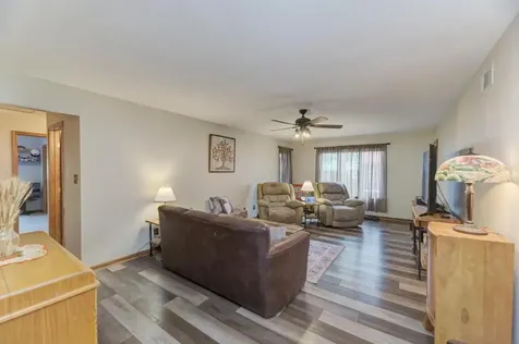104 North Cedar Street Gardner IL 60424