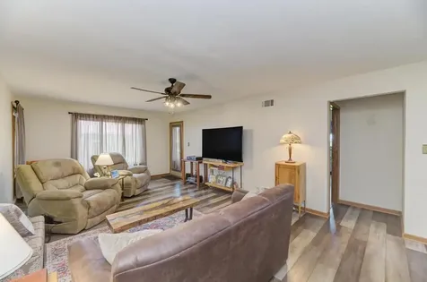 104 North Cedar Street Gardner IL 60424
