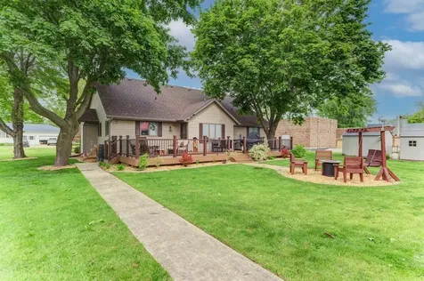 104 North Cedar Street Gardner IL 60424
