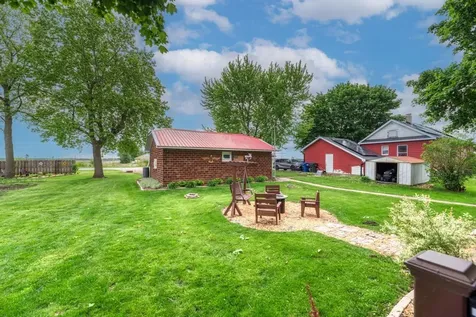 104 North Cedar Street Gardner IL 60424