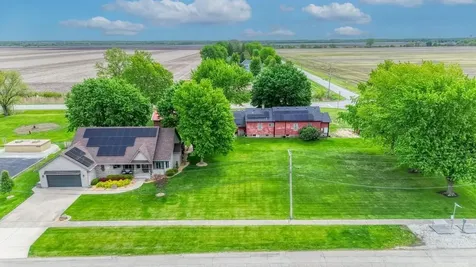 104 North Cedar Street Gardner IL 60424