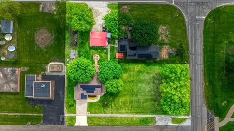 104 North Cedar Street Gardner IL 60424