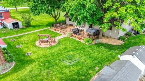 104 North Cedar Street Gardner IL 60424