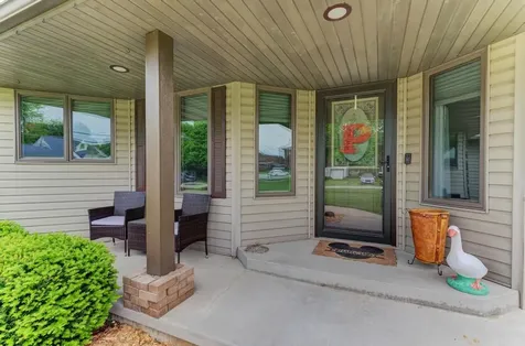 104 North Cedar Street Gardner IL 60424