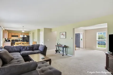 6820 Ayre Drive Mchenry IL 60050
