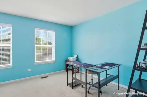 6820 Ayre Drive Mchenry IL 60050