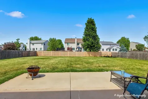 6820 Ayre Drive Mchenry IL 60050