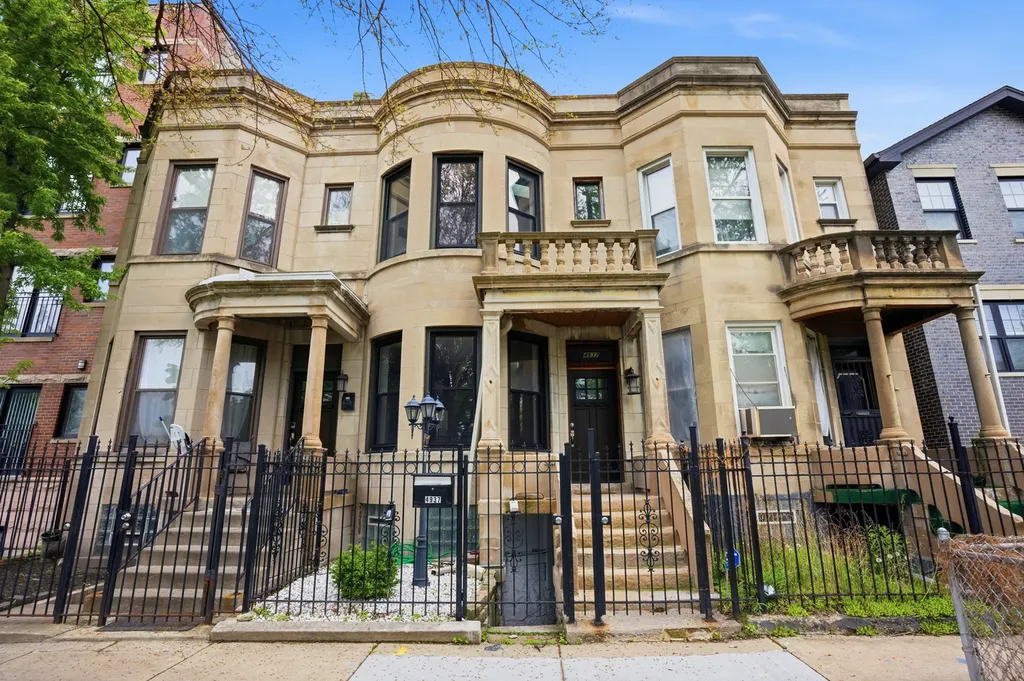 4937 South Prairie Avenue Chicago IL 60615