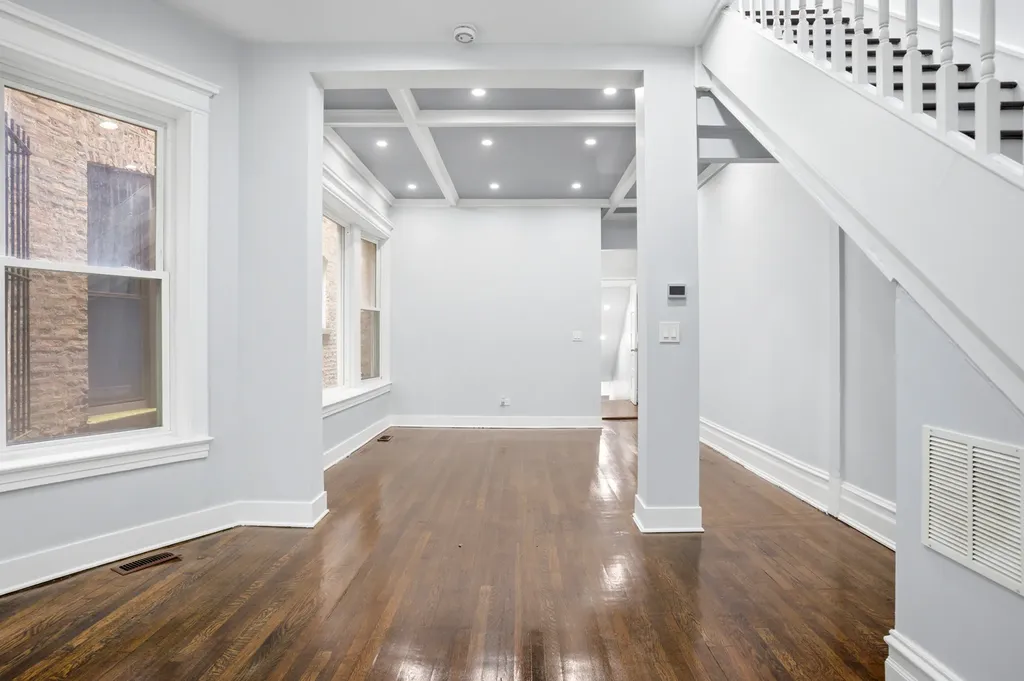 4937 South Prairie Avenue Chicago IL 60615