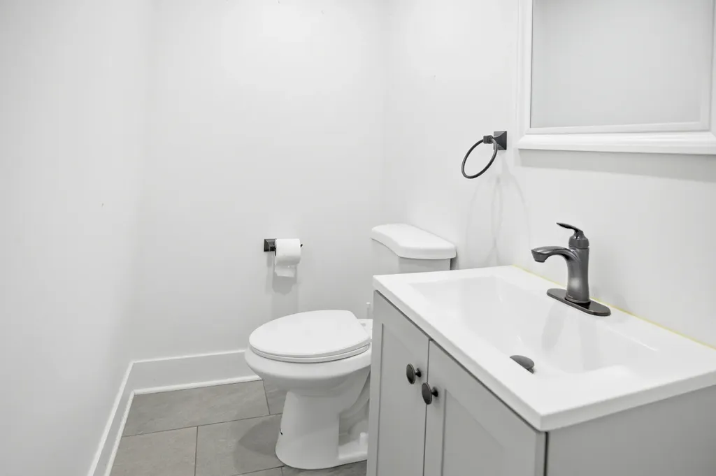 4937 South Prairie Avenue Chicago IL 60615