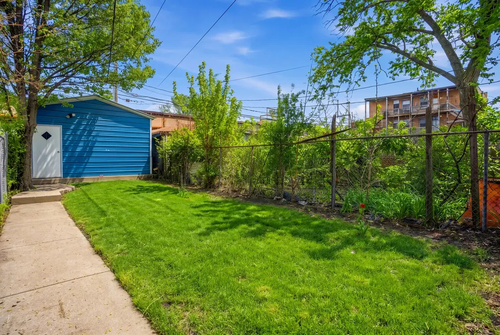 4937 South Prairie Avenue Chicago IL 60615