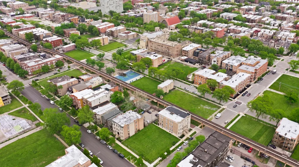 4937 South Prairie Avenue Chicago IL 60615