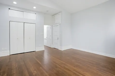 4937 South Prairie Avenue Chicago IL 60615