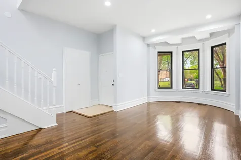 4937 South Prairie Avenue Chicago IL 60615