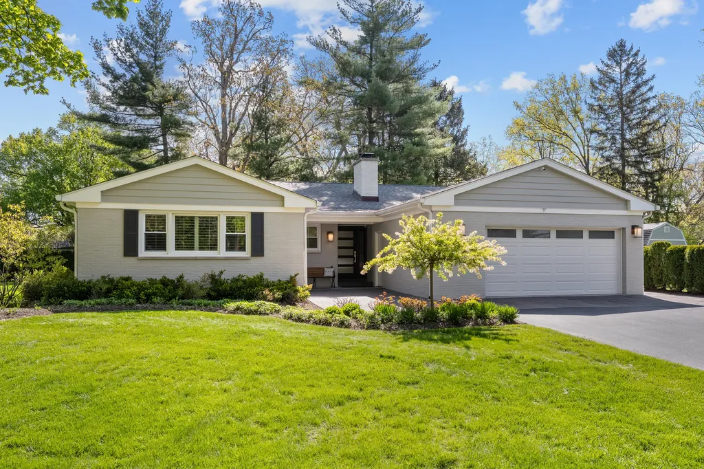 1143 Beverly Place Lake Forest IL 60045