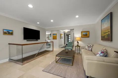 1143 Beverly Place Lake Forest IL 60045