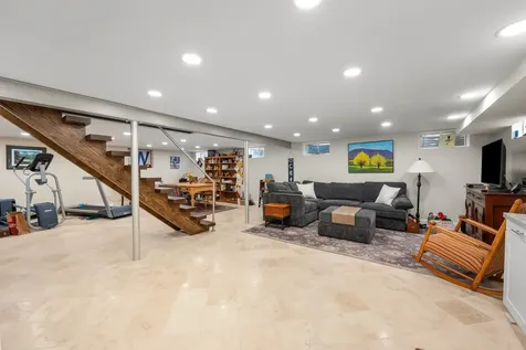 1143 Beverly Place Lake Forest IL 60045