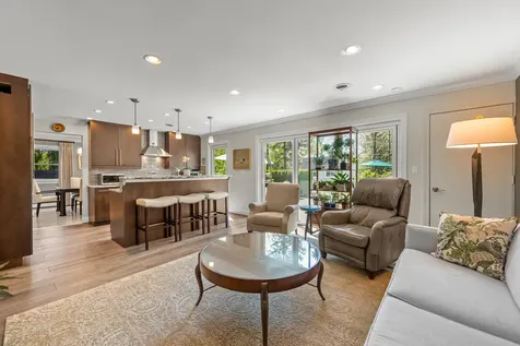 1143 Beverly Place Lake Forest IL 60045