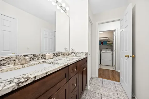 316 Ogden Falls Boulevard Oswego IL 60543