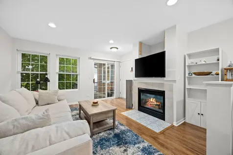 316 Ogden Falls Boulevard Oswego IL 60543