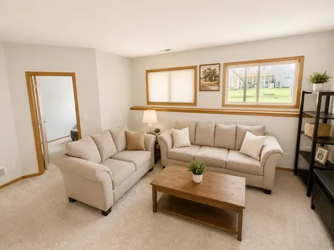 8254 Auburn Lane Frankfort IL 60423