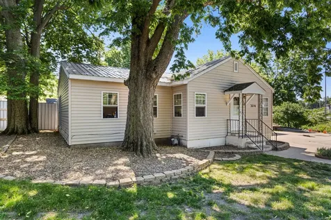 304 South Third Street Fisher IL 61843