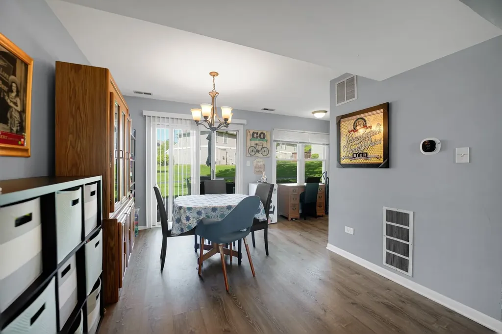 457 Wright Court Bolingbrook IL 60440