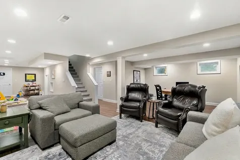 48 Fox Trail Lincolnshire IL 60069