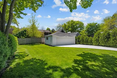 724 Maclean Avenue Kenilworth IL 60043