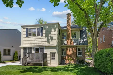 724 Maclean Avenue Kenilworth IL 60043