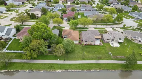 16170 Marigold Place Orland Hills IL 60487