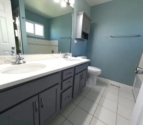 3629 South Indiana Avenue Chicago IL 60653