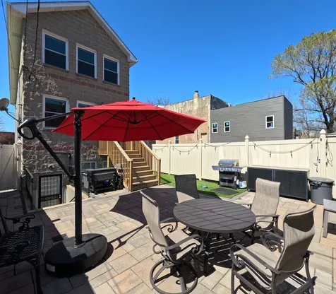3629 South Indiana Avenue Chicago IL 60653