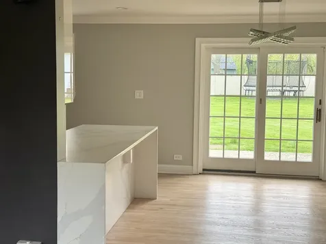 2055 Walnut Circle Northbrook IL 60062