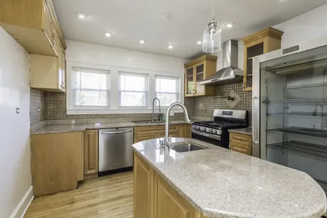 1609 North Sheridan Road Waukegan IL 60085