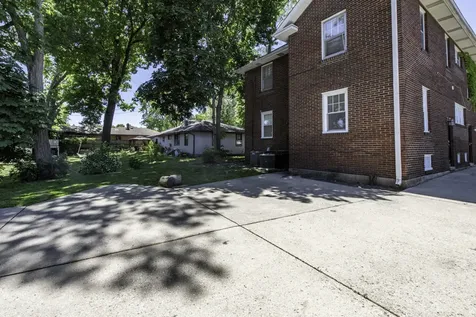 1609 North Sheridan Road Waukegan IL 60085