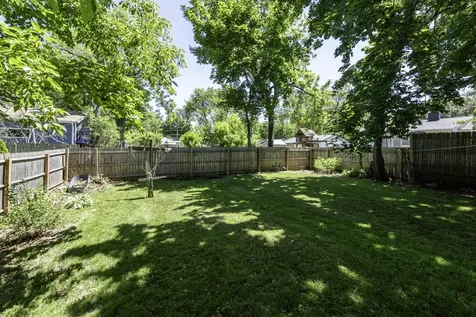 1609 North Sheridan Road Waukegan IL 60085