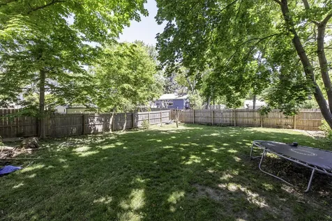 1609 North Sheridan Road Waukegan IL 60085