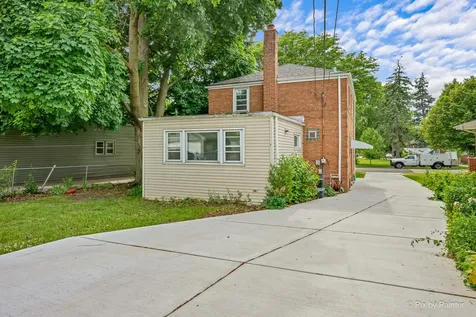 143 North Center Street Bensenville IL 60106