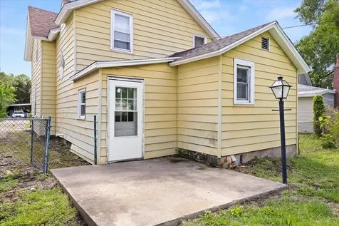 604 North Monroe Street Streator IL 61364