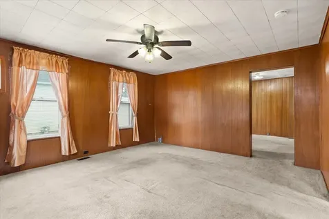 604 North Monroe Street Streator IL 61364