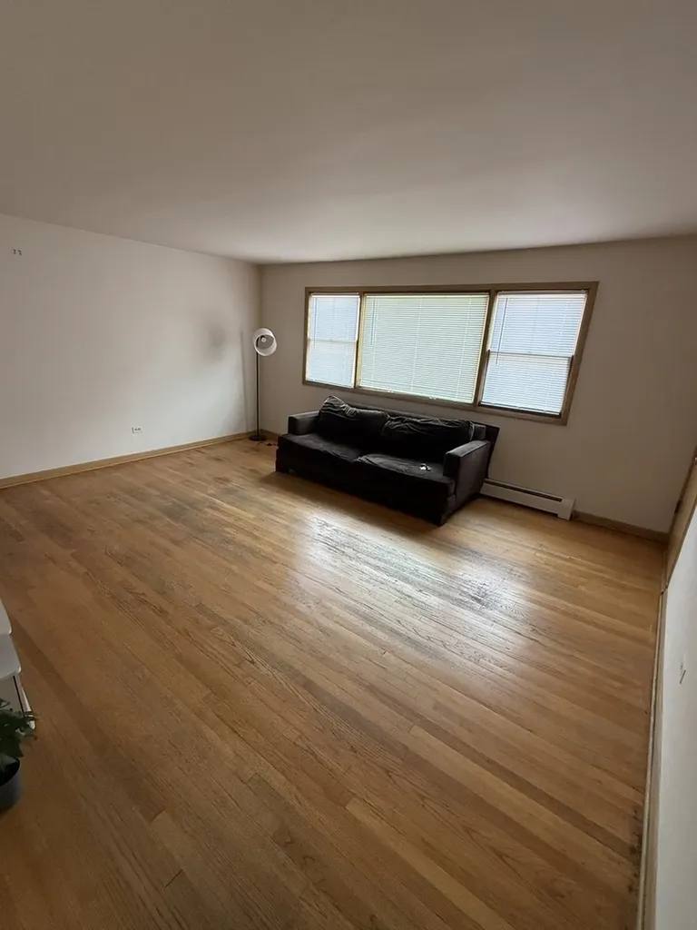 5007 West Diversey Avenue Chicago IL 60639