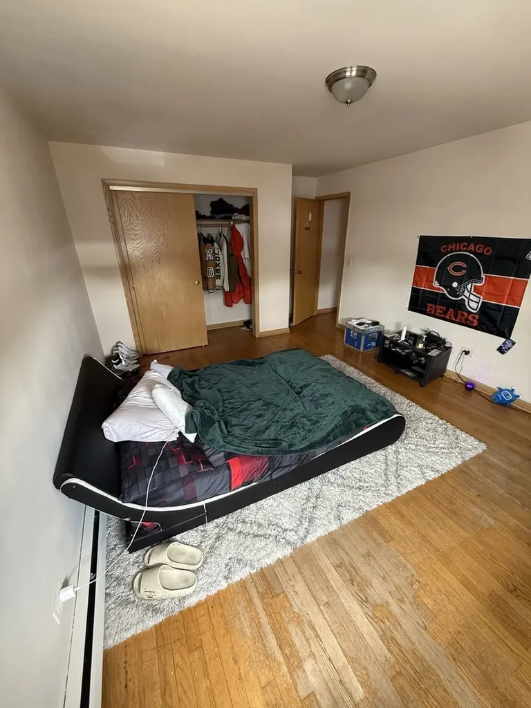 5007 West Diversey Avenue Chicago IL 60639