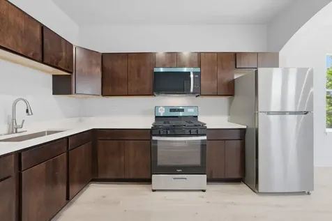 541 North Lawndale Avenue Chicago IL 60624