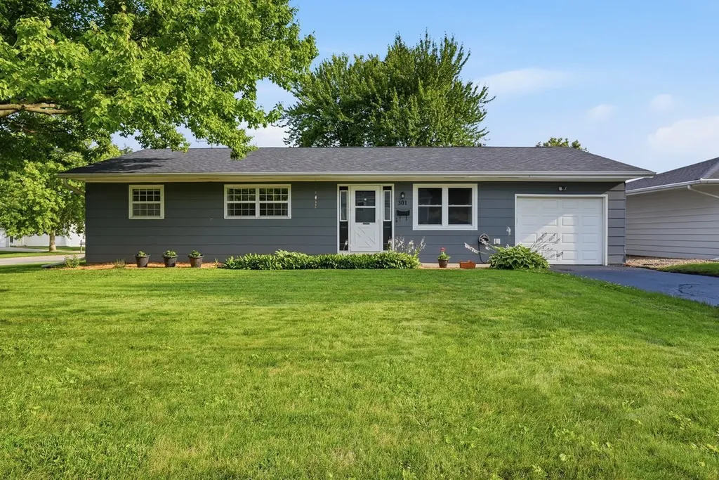 301 Martin Street Normal IL 61761
