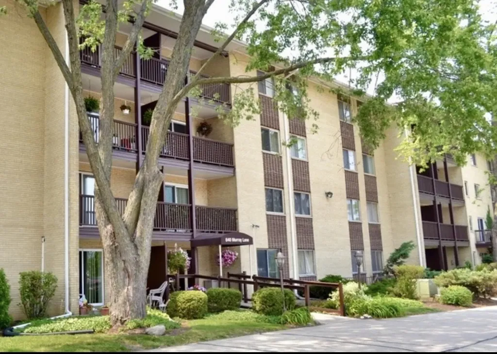 650 Murray Lane Des Plaines IL 60016